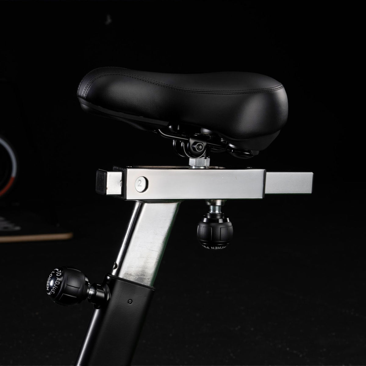 LAVA FLOW™ Air Bike AB01